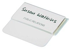 Durable badge met insteektong