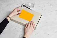 Etiket Rillprint 70x37mm fluor oranje 2400 stuks-1