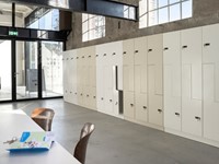 Lockerkast van Esch Z-vormige kast 80x185x50cm SZ2402/P-2