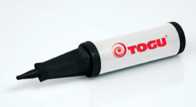 Kleine handpomp t.b.v. zitbal